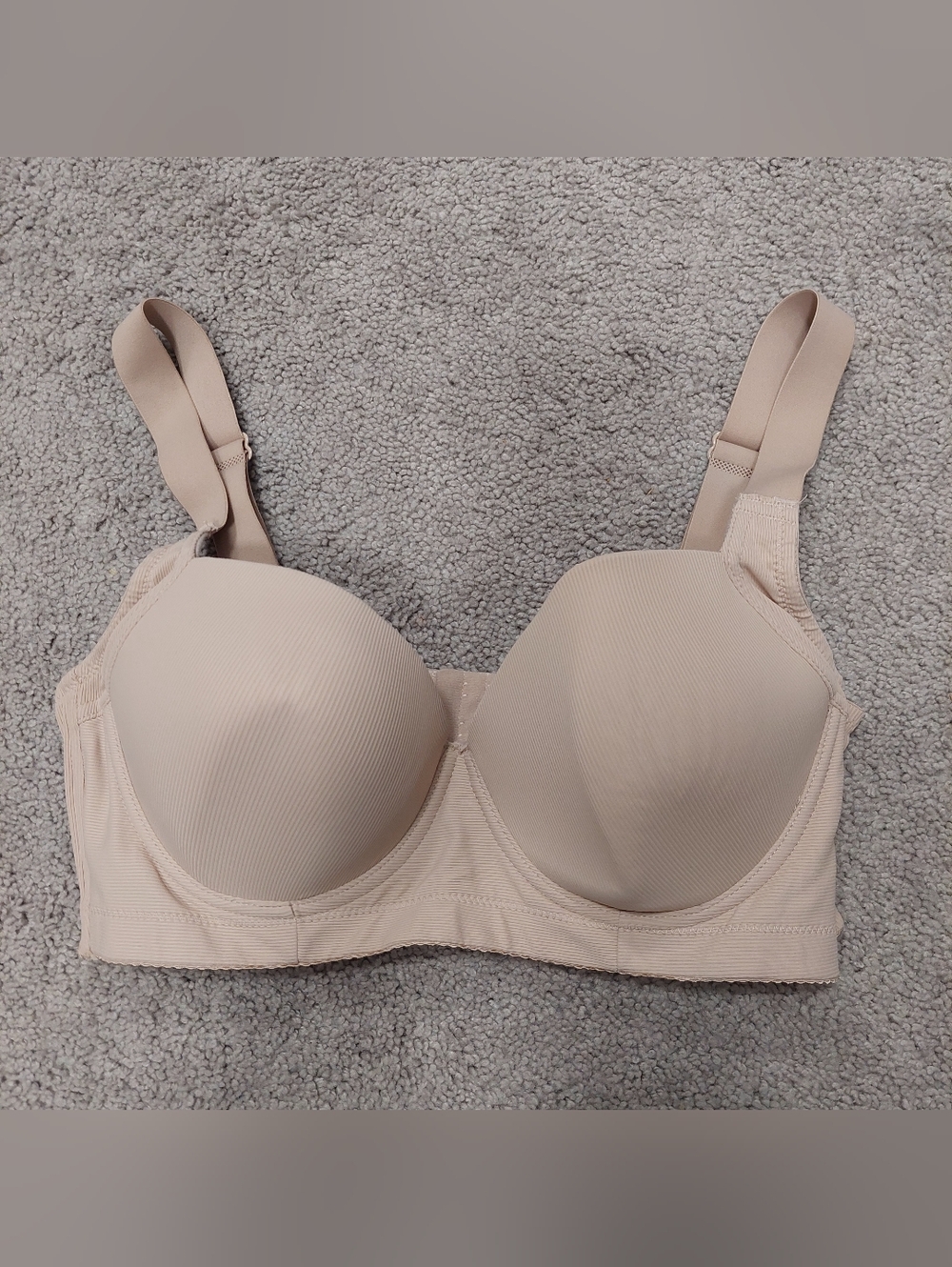 Underwire Bra Beige Tan US 38D (85D) Wide Band / Straps 6-hook Adjustable Straps